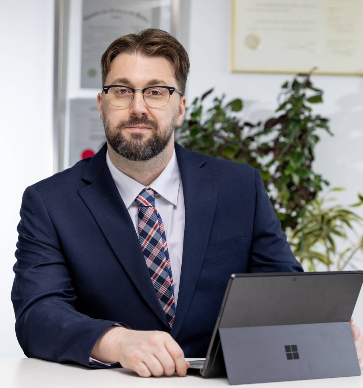 Portrait de Sébastien Caron, notaire en droit des affaires