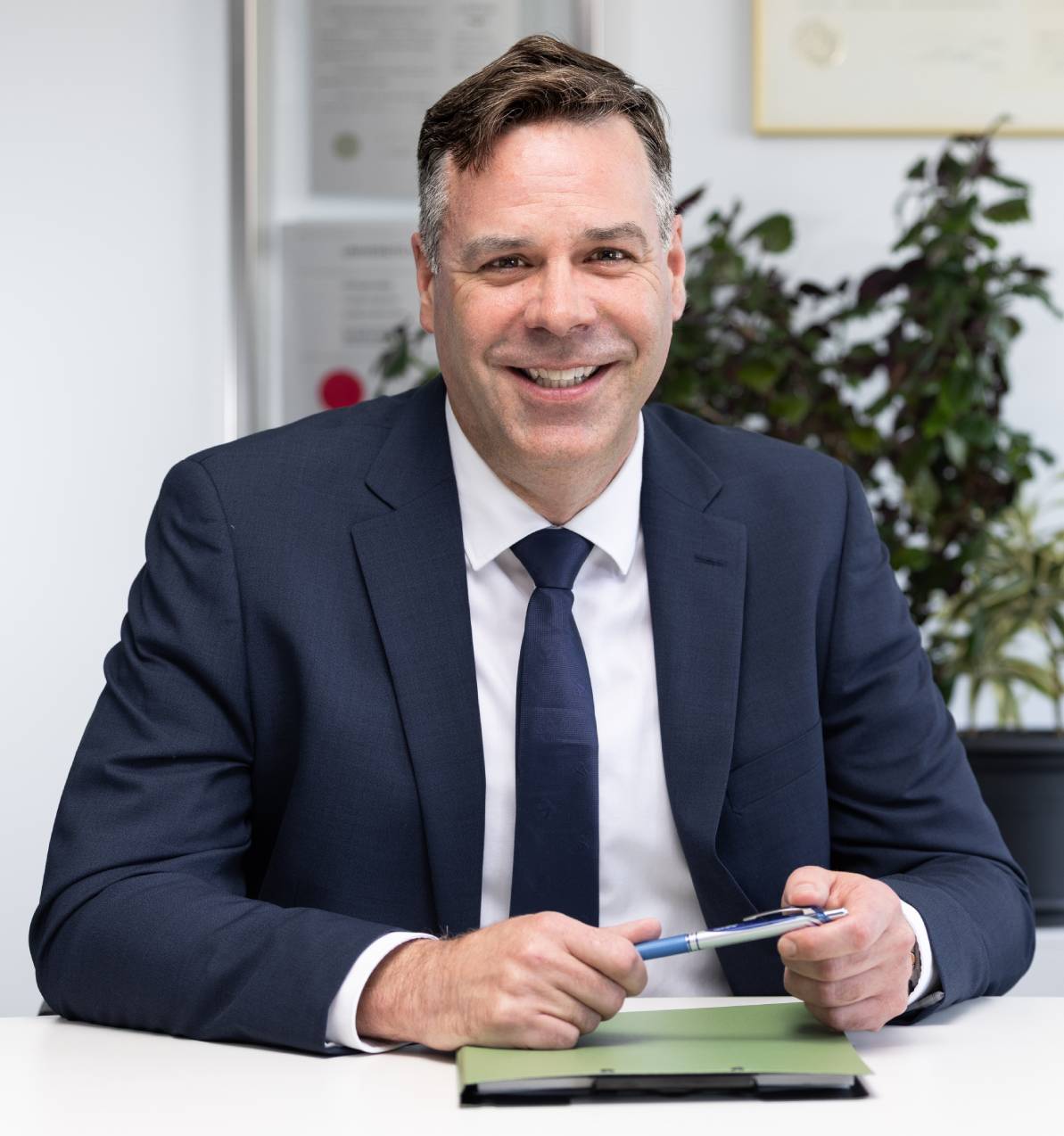 Portrait de Stéphane Dubois, notaire en droit des affaires